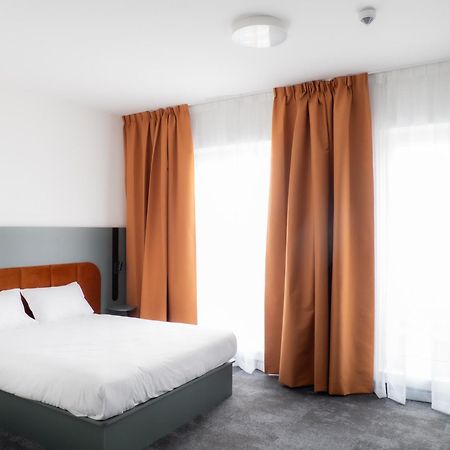 B&B Hotel Leszno Dış mekan fotoğraf
