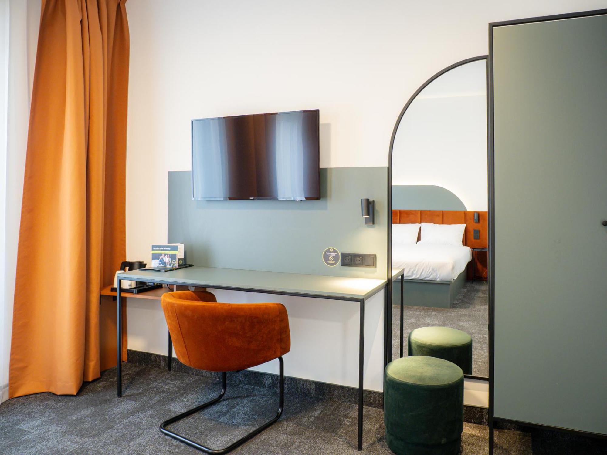 B&B Hotel Leszno Dış mekan fotoğraf